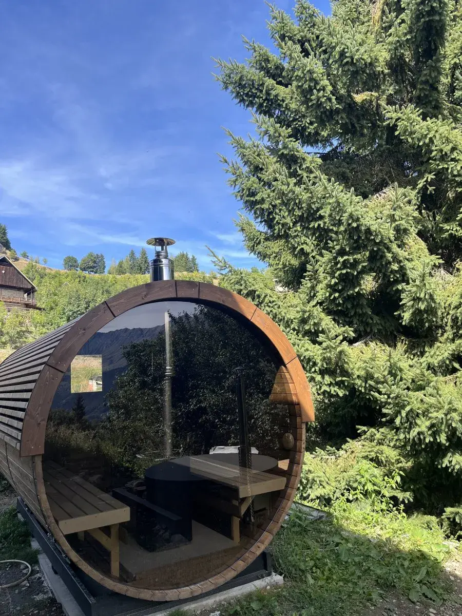 Spa au feu de bois du chalet